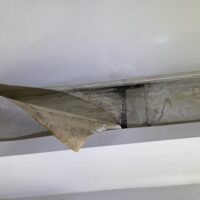 залив по вине соседей 1-й Котляковский переулок, дом 2